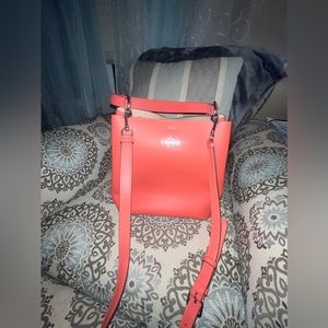Coach mollie bucket bag coral